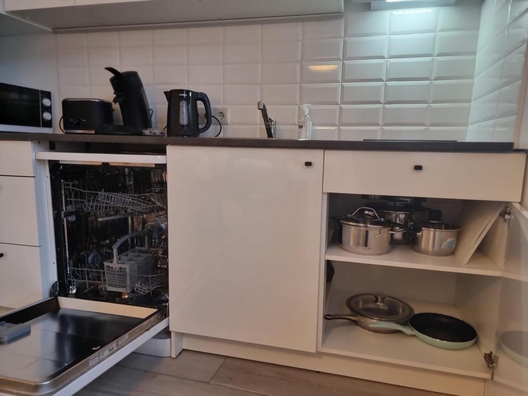 City Inn River View 2 Bedroom Apartment With Parking Riga Exteriör bild